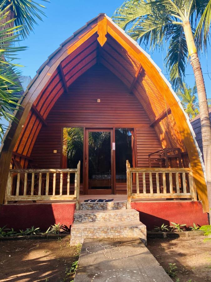 Oktavia Bungalows Gili Air Esterno foto