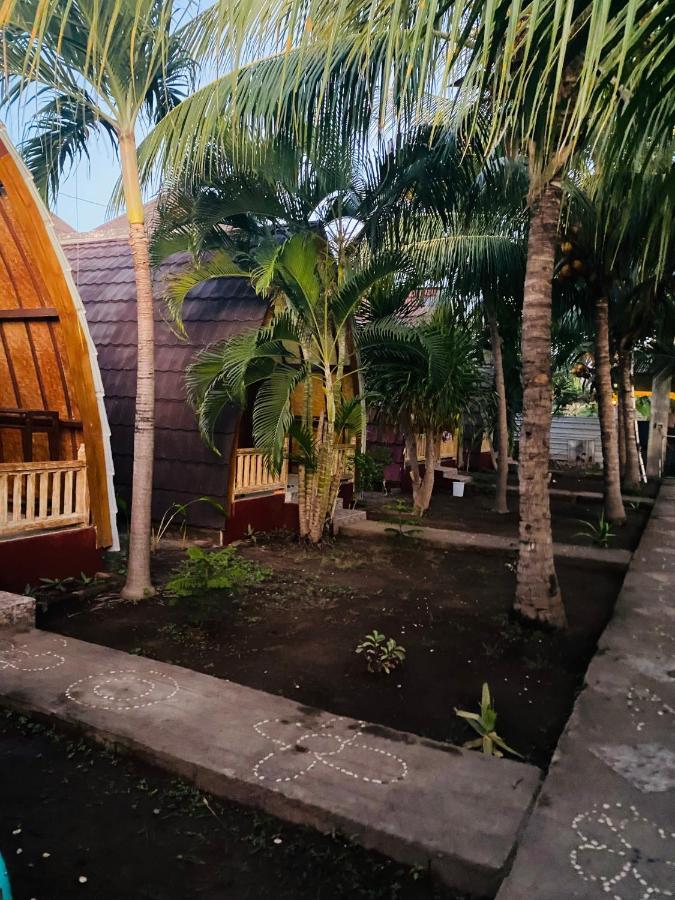 Oktavia Bungalows Gili Air Esterno foto